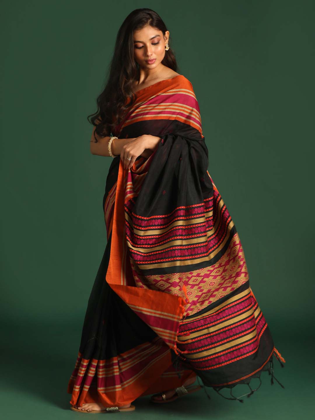 Indethnic Black Pure Cotton Ethnic Motifs Design Jamdani - View 2