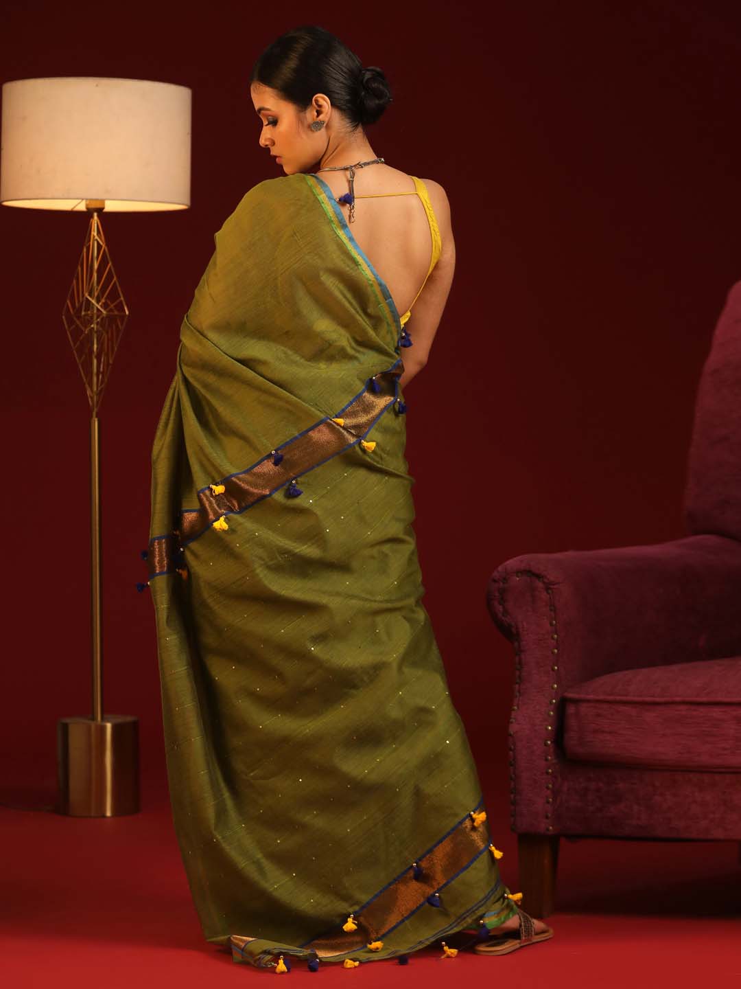 Indethnic Maroon and Green Solid Colour Blocked Saree with Tassles - View 3