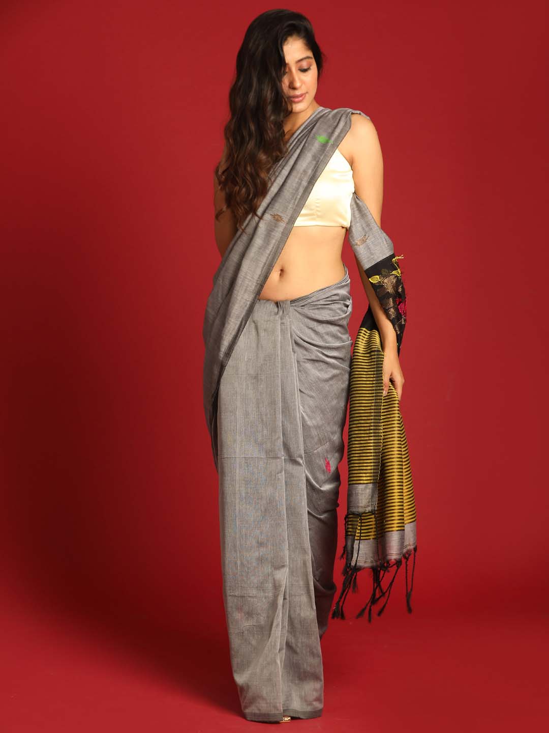 Indethnic Grey Cotton Blend Ethnic Motifs Design Jamdani - View 1