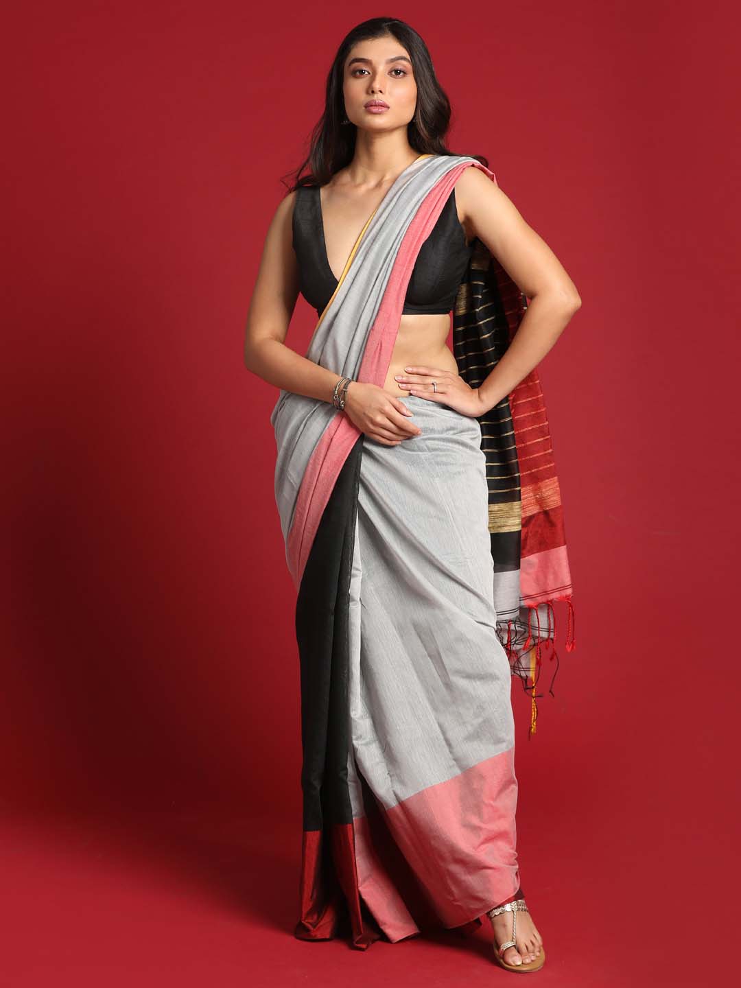 Indethnic Grey and Black Solid Colour Blocked Saree - View 1