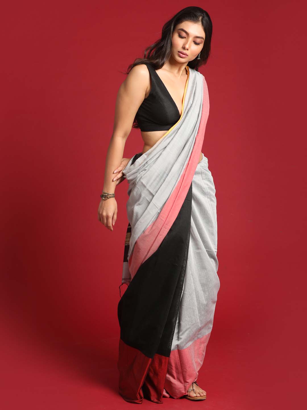 Indethnic Grey and Black Solid Colour Blocked Saree - View 1