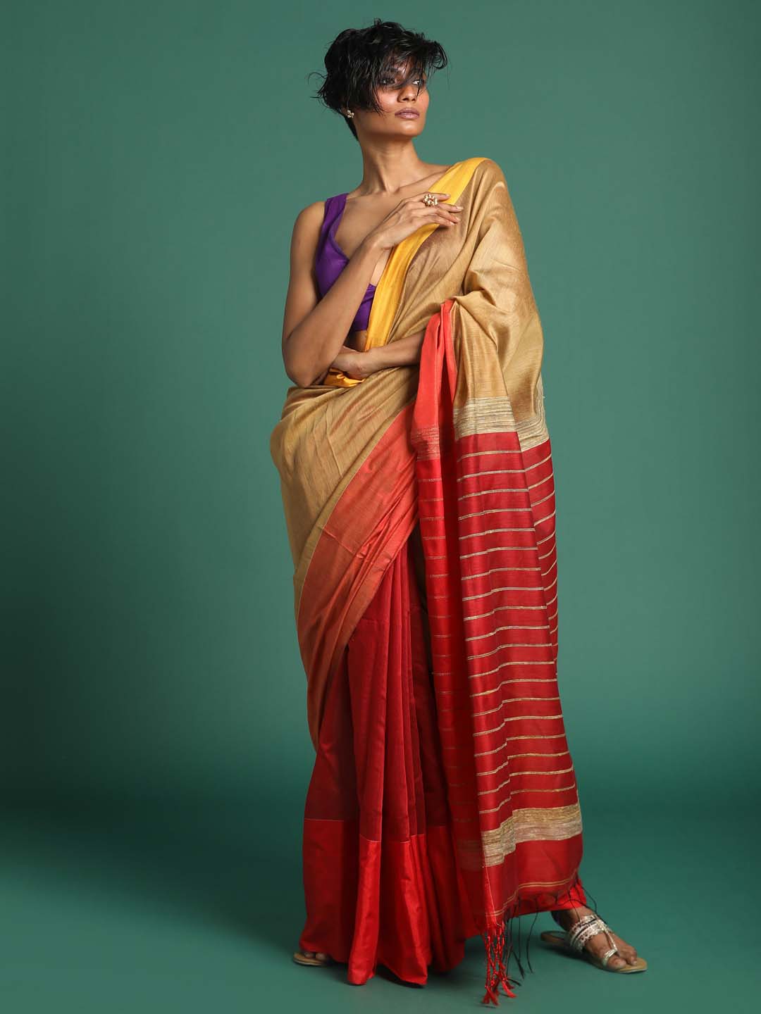 Indethnic Beige and Red Solid Colour Blocked Saree - View 1