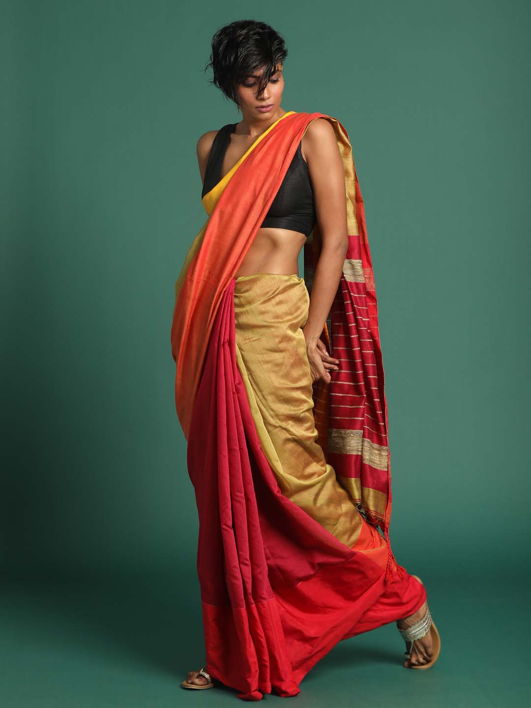 Indethnic Magenta and Beige Solid Colour Blocked Saree - View 3