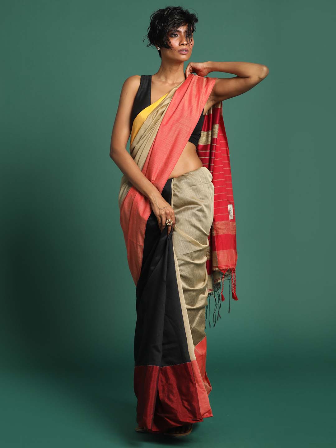 Indethnic Beige and Black Solid Colour Blocked Saree - View 1