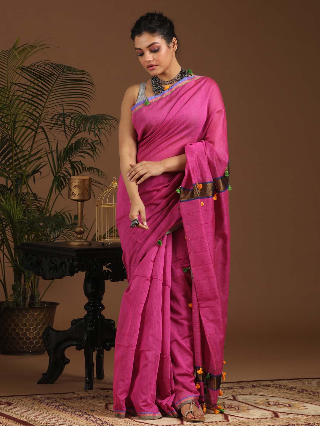 Indethnic Red and Black Solid Colour Blocked Saree with Tassles - View 1