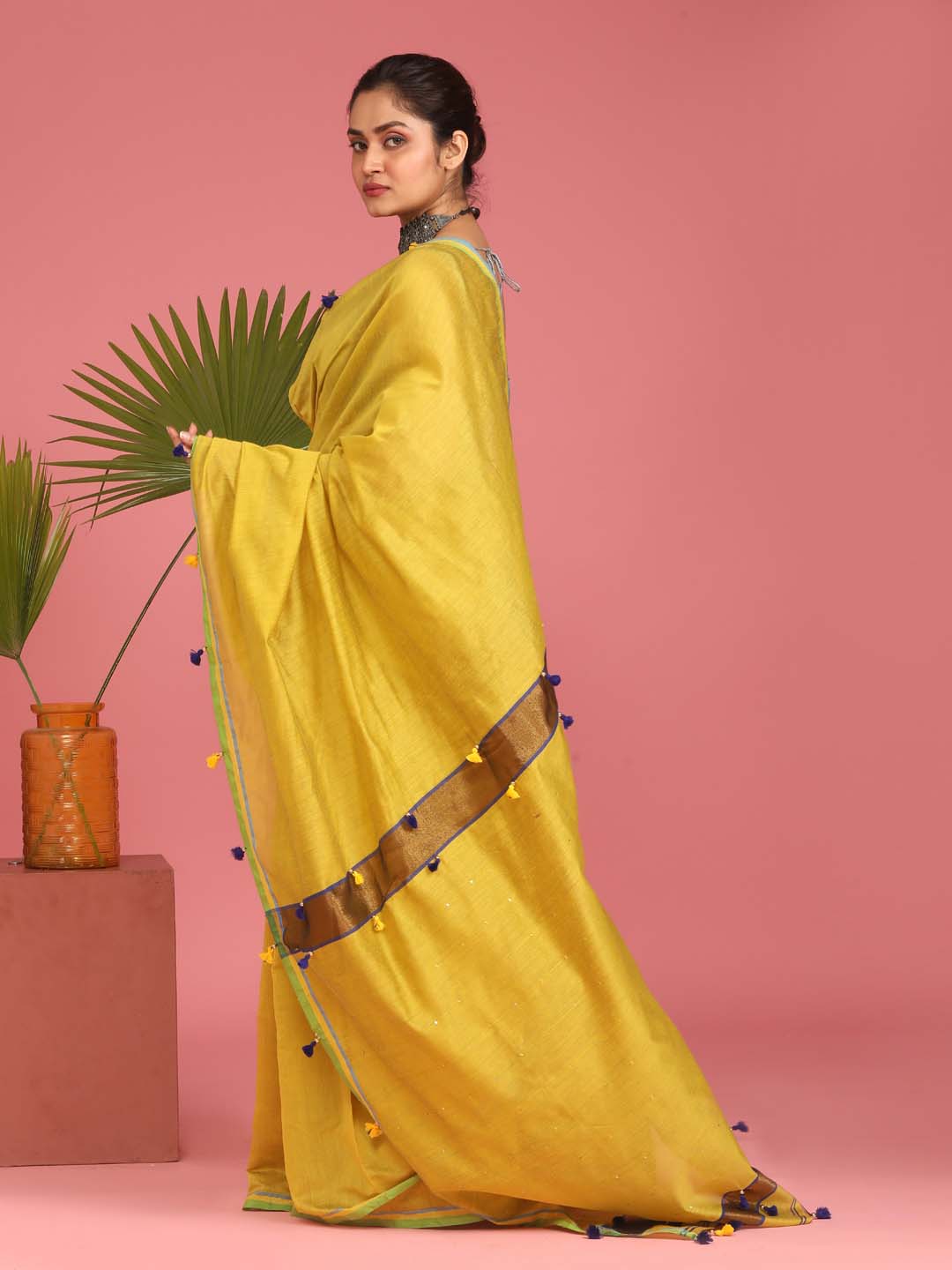 Indethnic Red amd Olive Solid Colour Blocked Saree with Tassles - View 3