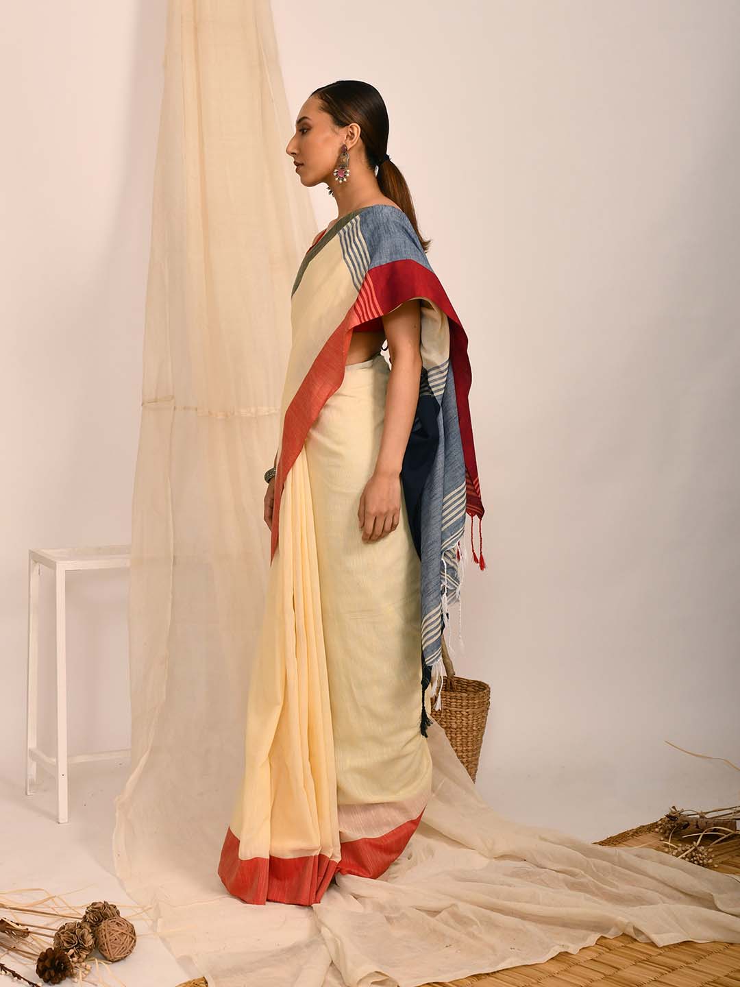 SPECTRUM CHIC (SAREE)