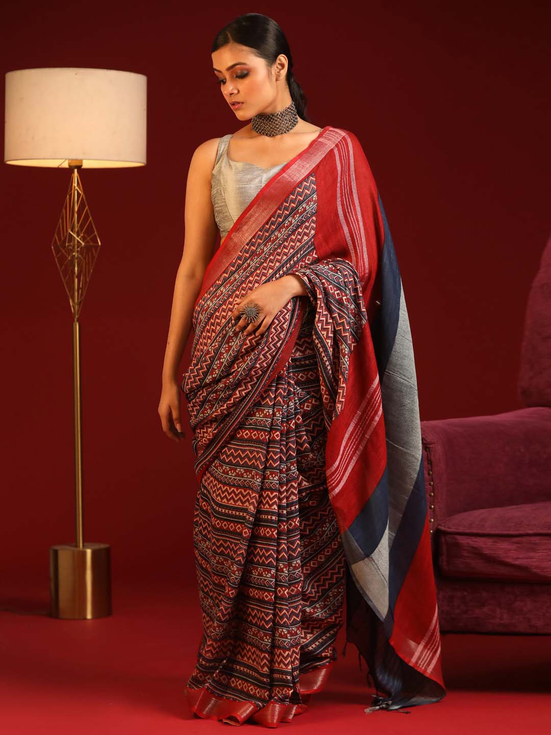 Indethnic Red Liva Printed Saree - View 2