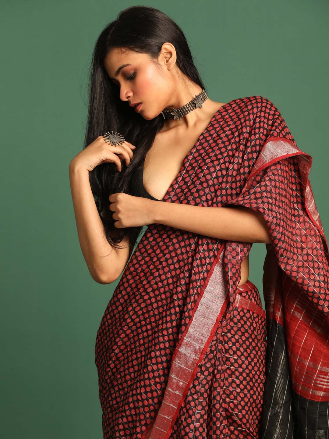 Indethnic Red Liva Printed Saree - View 1