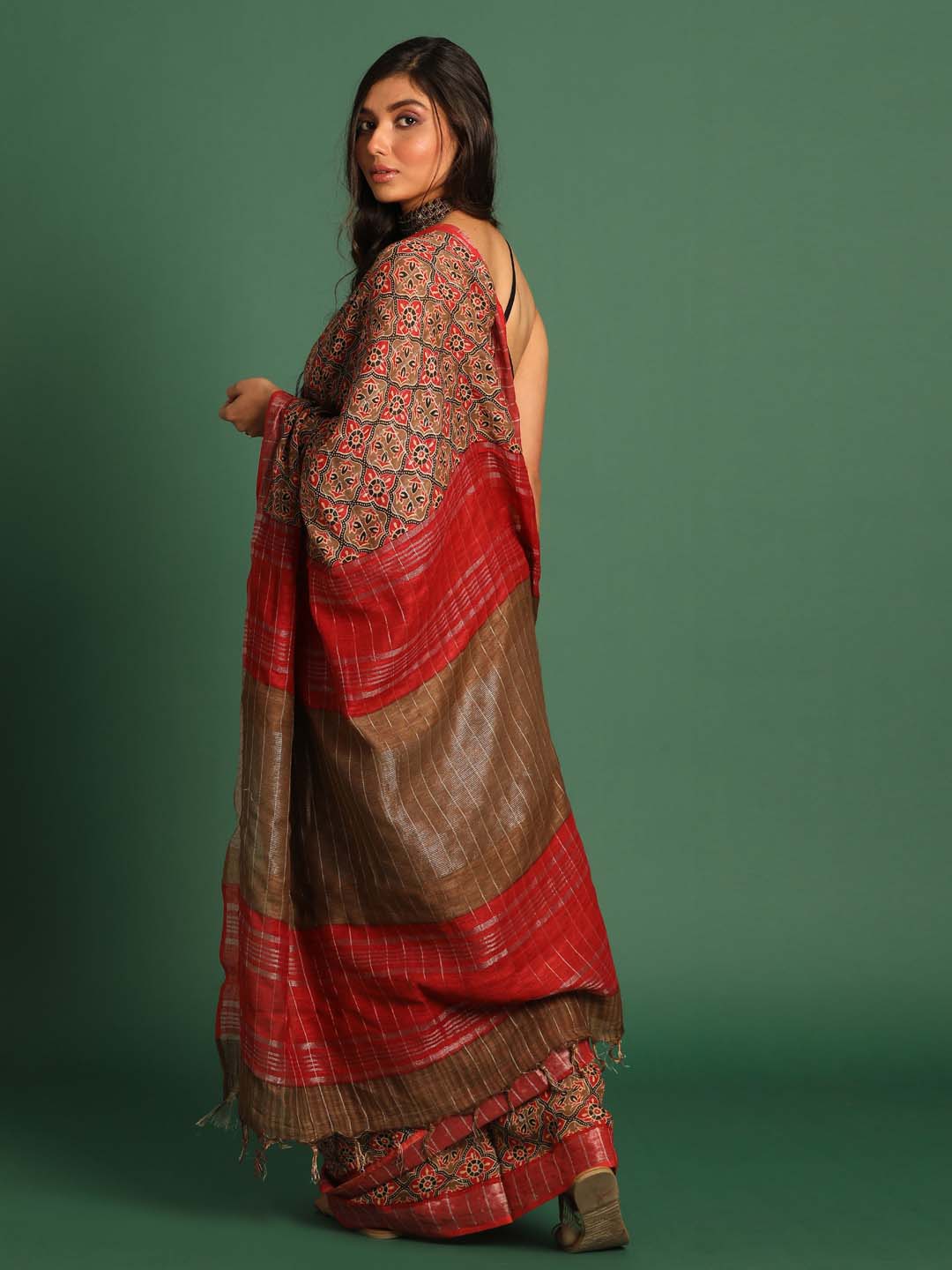 Indethnic Red Liva Printed Saree - View 3