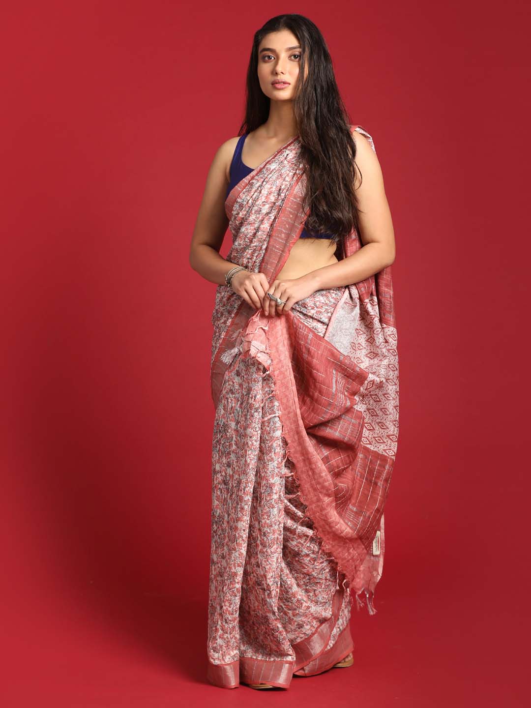 Indethnic Red Liva Printed Saree - View 2