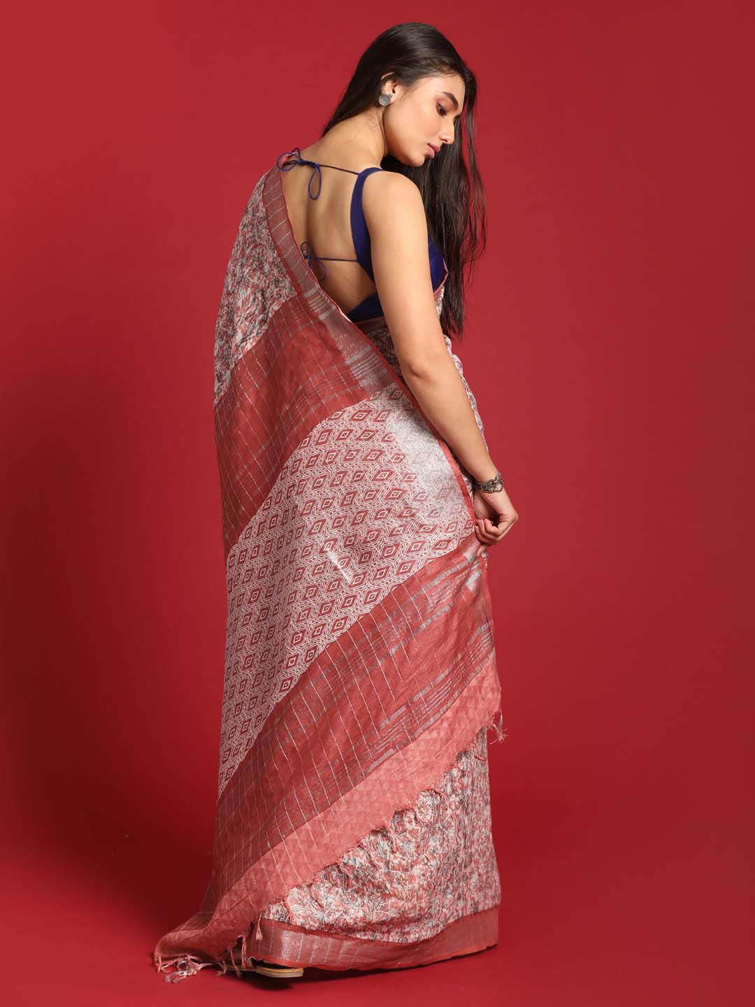 Indethnic Red Liva Printed Saree - View 3