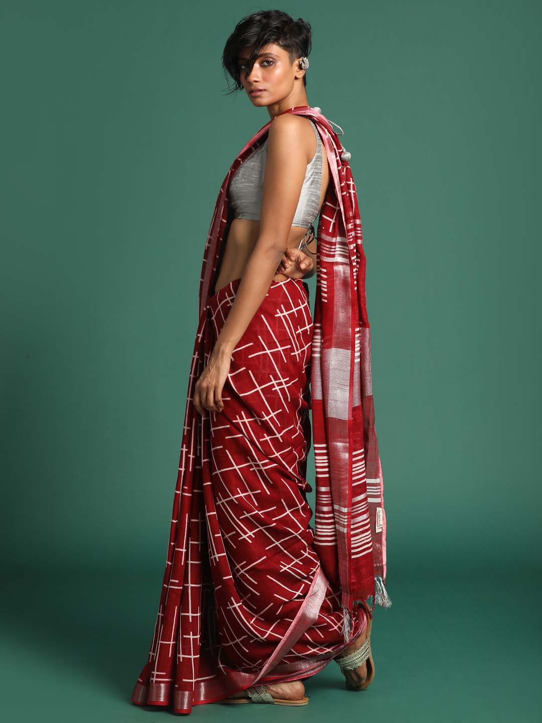 Indethnic Red Liva Printed Saree - View 3