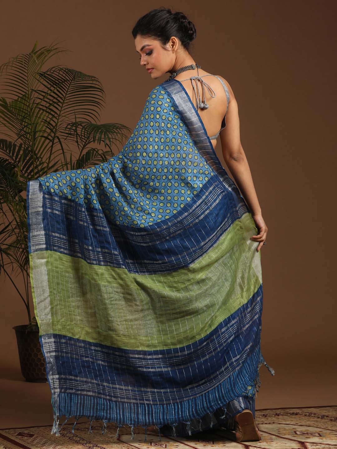 Indethnic Blue Liva Printed Saree - View 3