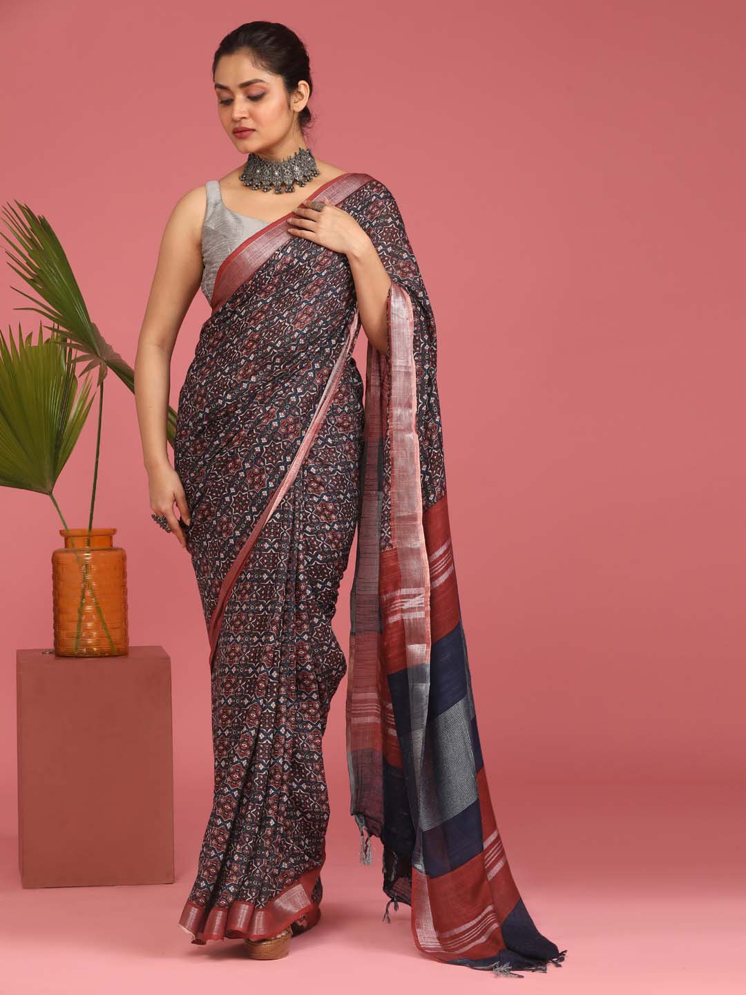 Indethnic Blue Liva Printed Saree - View 2