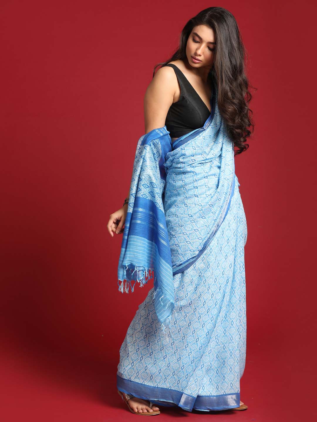 Indethnic Blue Liva Printed Saree - View 3