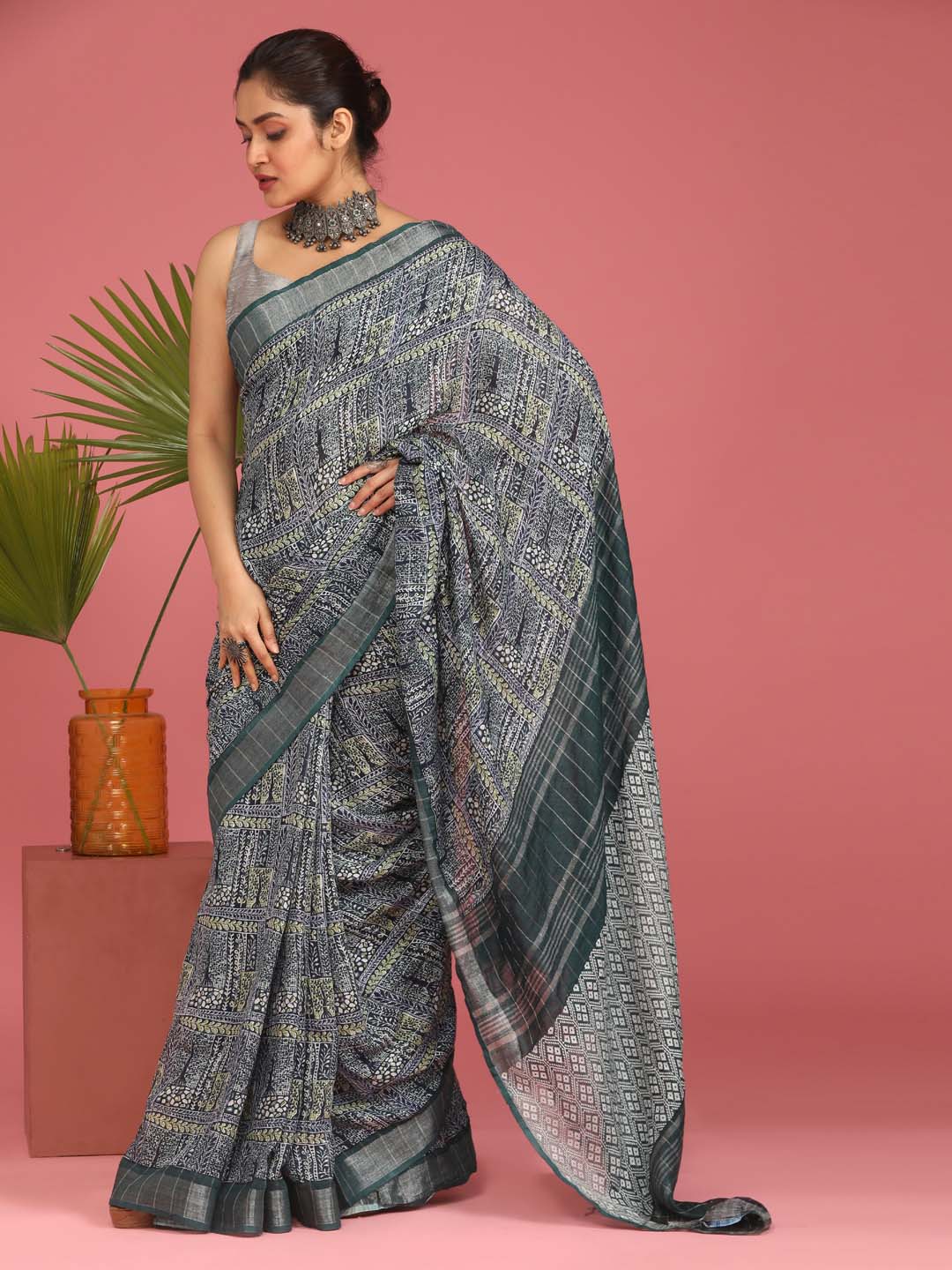 Indethnic Green Liva Printed Saree - View 1