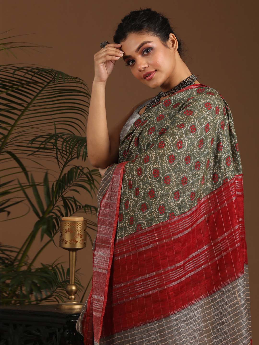 Indethnic Green Liva Printed Saree - View 2