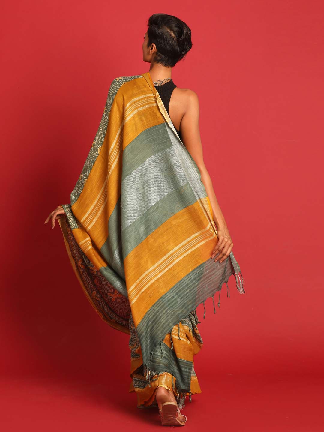 Indethnic Green Liva Printed Saree - View 3