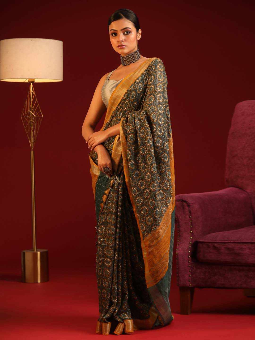 Indethnic Green Liva Printed Saree - View 1