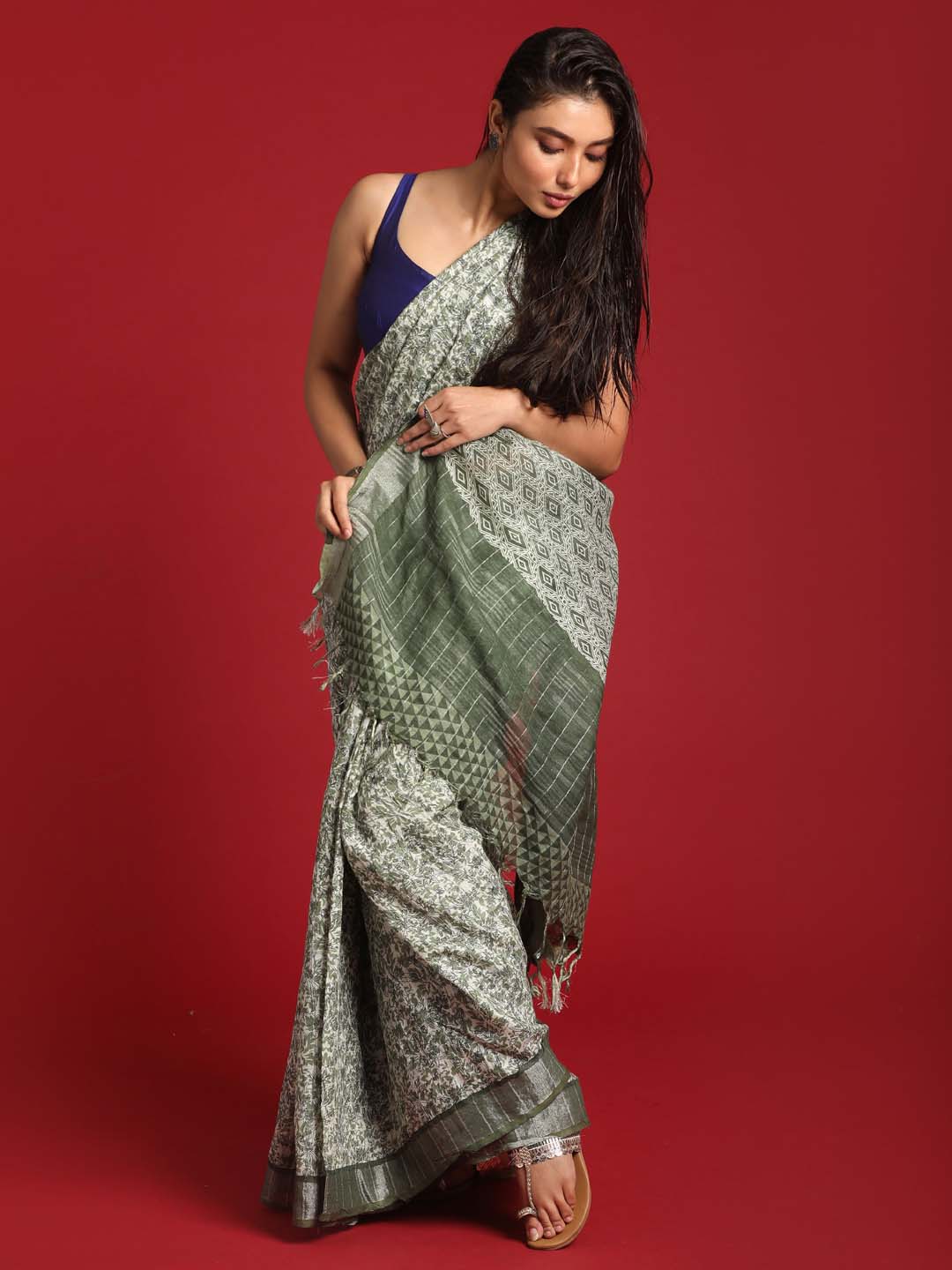 Indethnic Green Liva Printed Saree - View 2