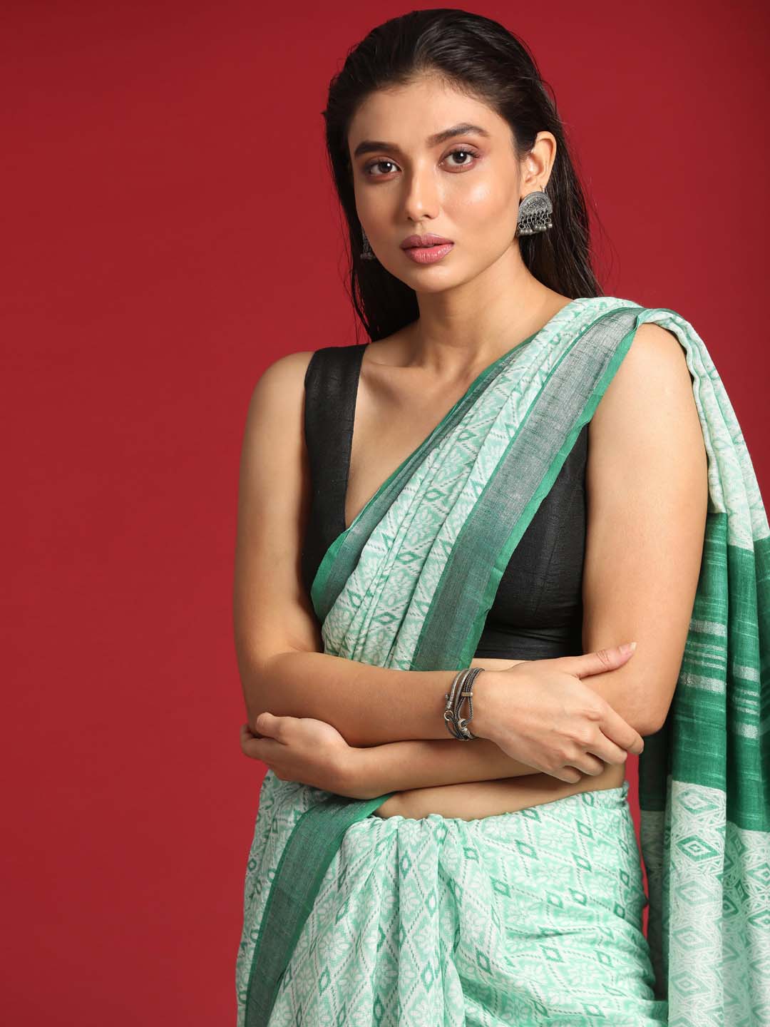 Indethnic Green Liva Printed Saree - View 1