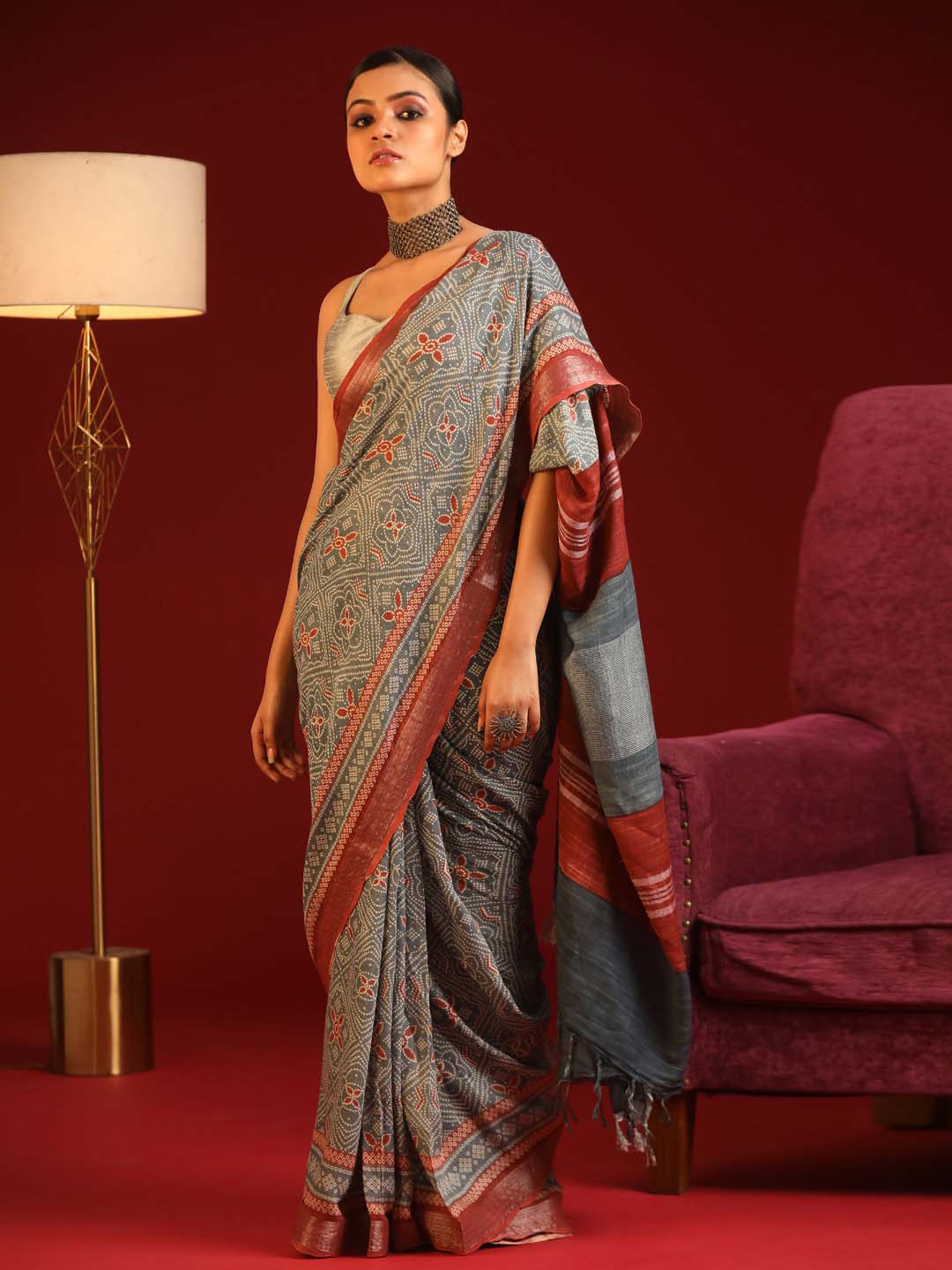 Indethnic Grey Liva Printed Saree - View 2