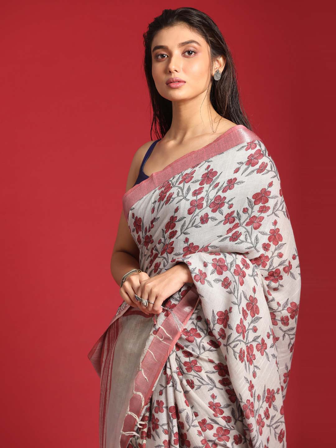 Indethnic Grey Liva Printed Saree - View 1