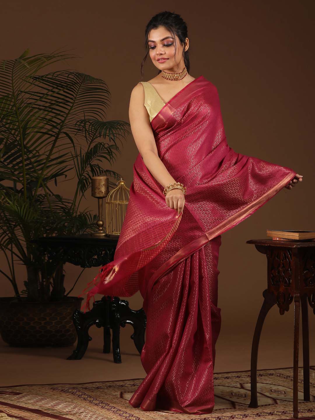 Indethnic Magenta Liva Woven Design Saree - View 2