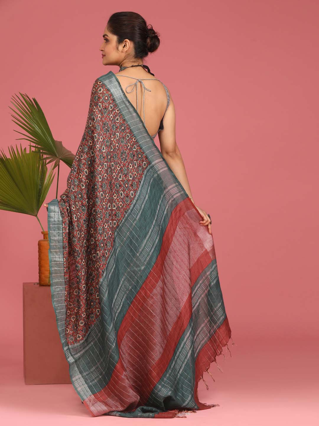 Indethnic Maroon Liva Printed Saree - View 3