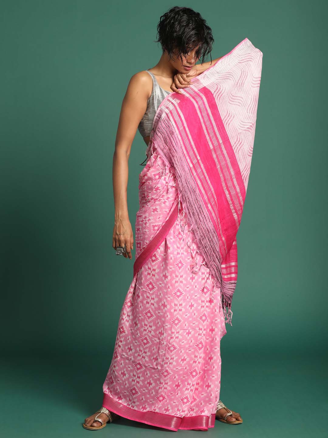 Indethnic Pink Liva Printed Saree - View 3