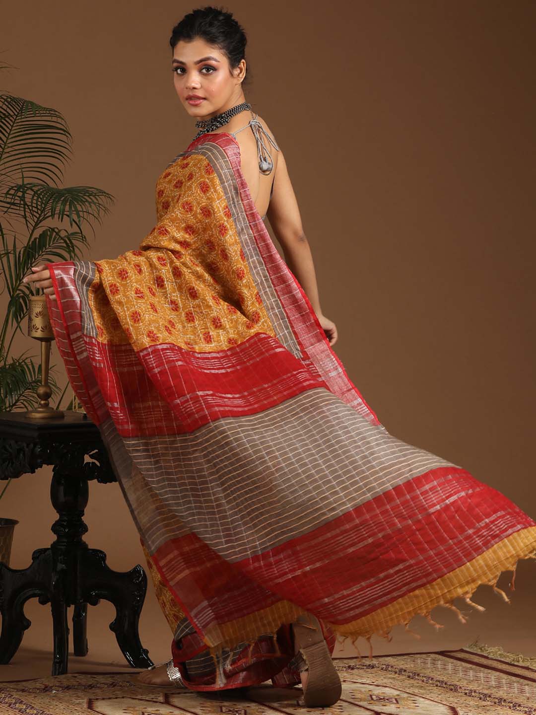 Indethnic Yellow Liva Printed Saree - View 3