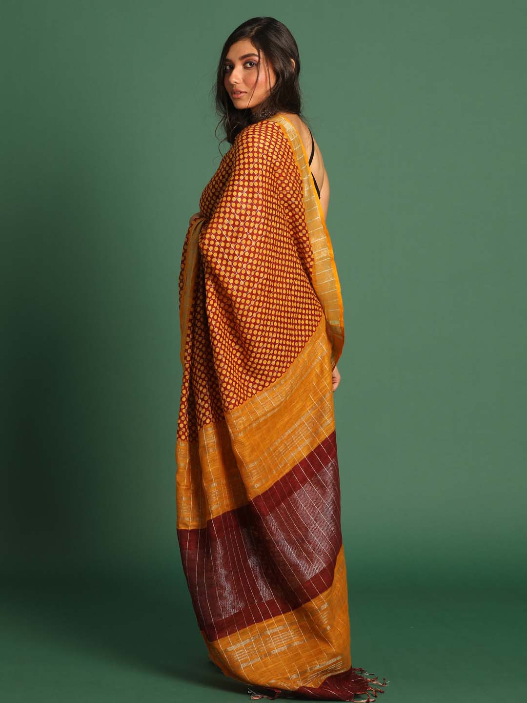 Indethnic Yellow Liva Printed Saree - View 3