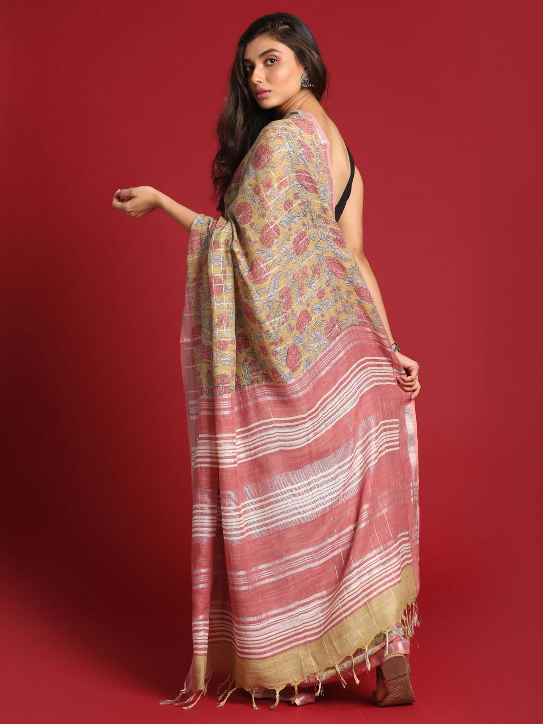 Indethnic Yellow Liva Printed Saree - View 3