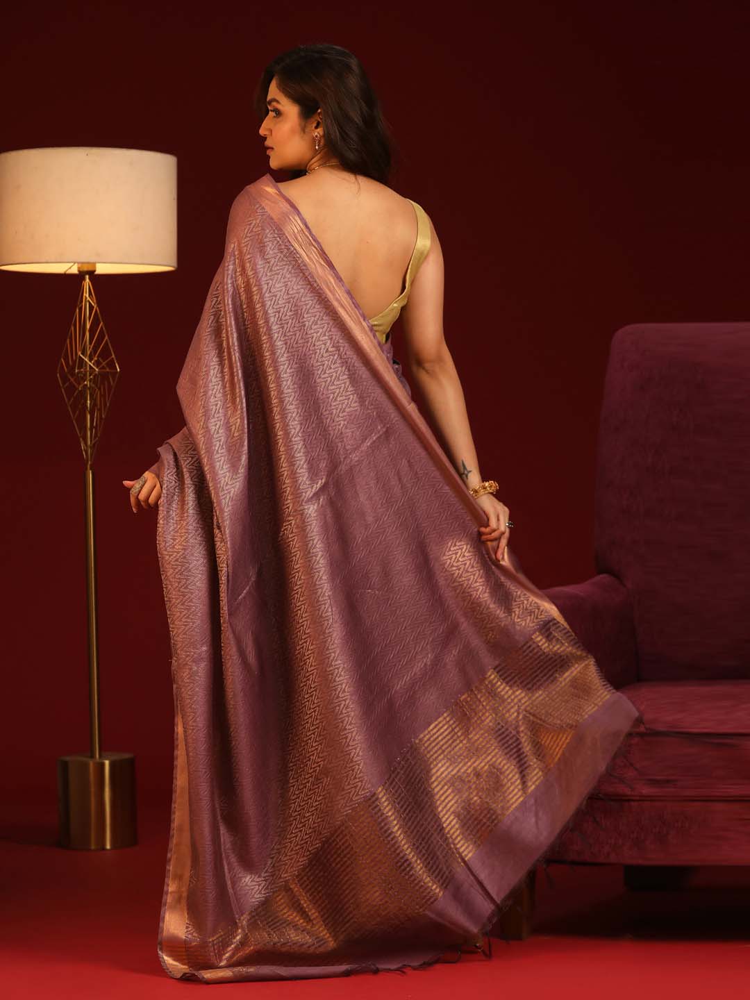 Indethnic Lavendar Liva Woven Design Saree - View 3