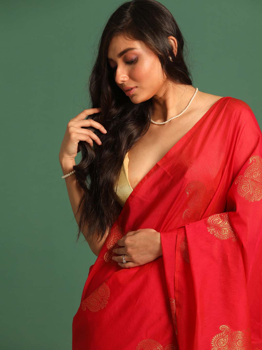 Indethnic Red Pochampally Kora Silk by Cotton Saree - View 2