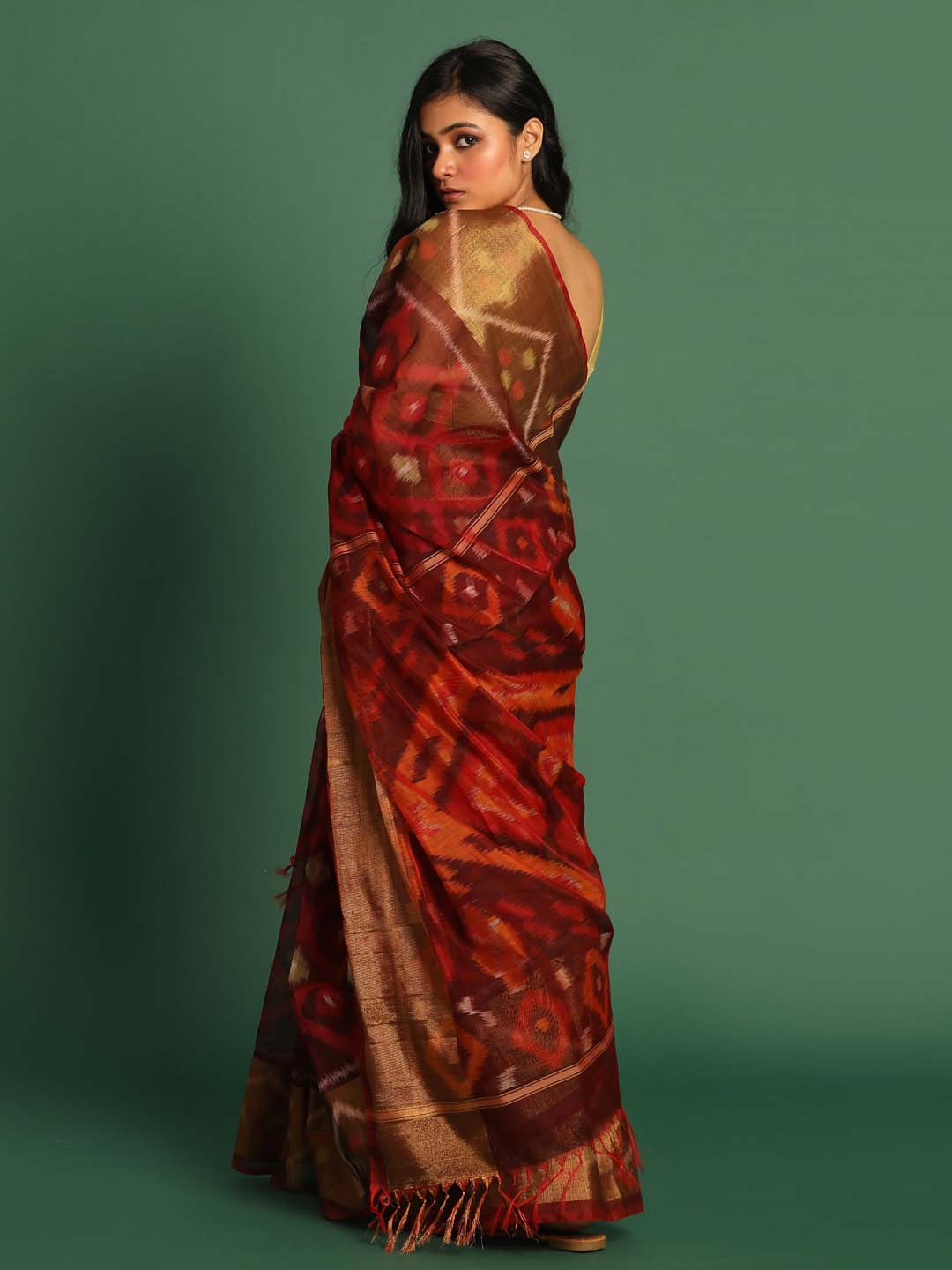 Indethnic Maroon Pochampally Ikkat Saree - View 3