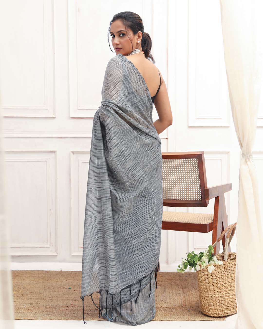 ONYX CHIC (SAREE)