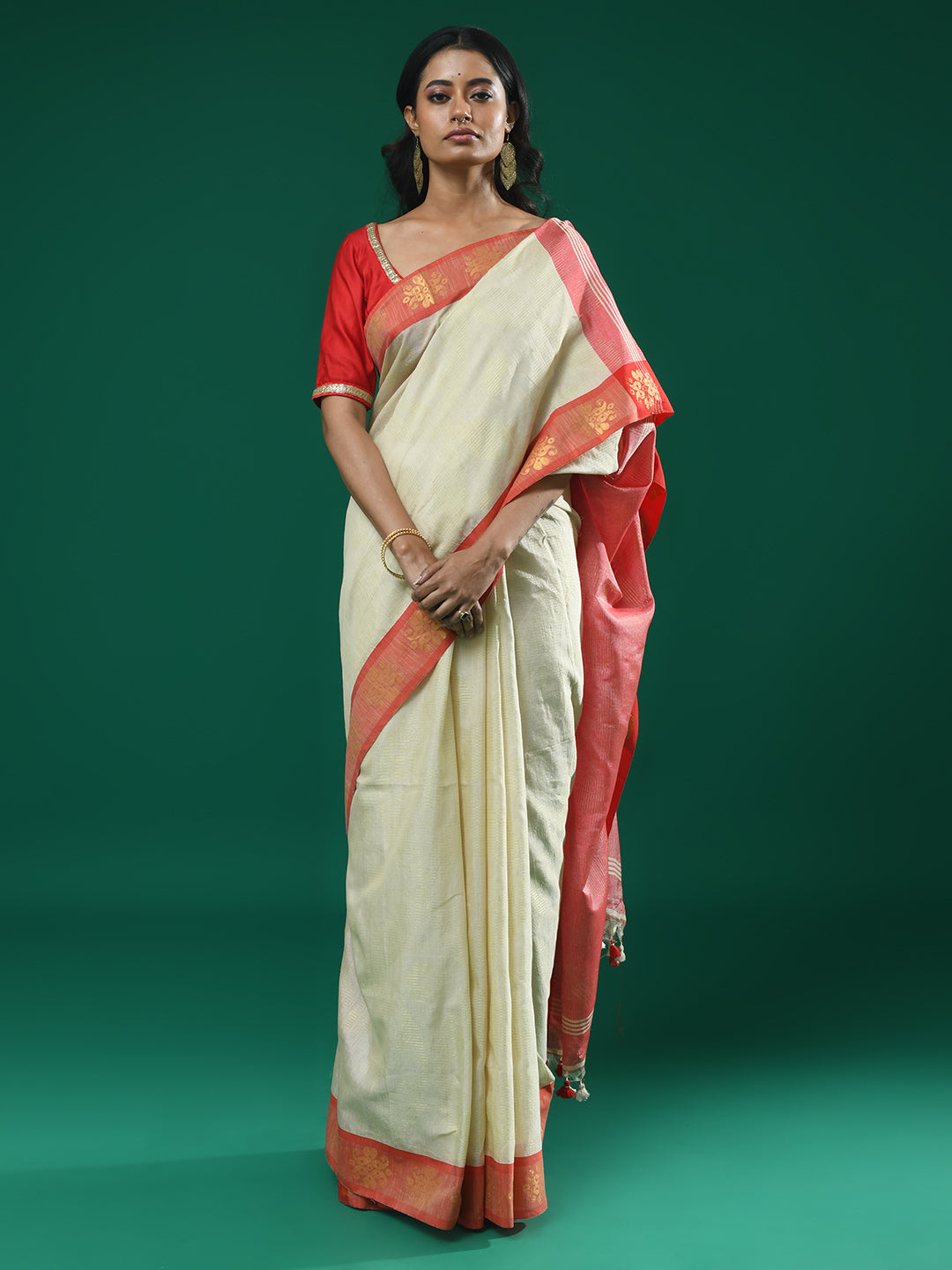 SANDSTONE ELEGANCE (SAREE)