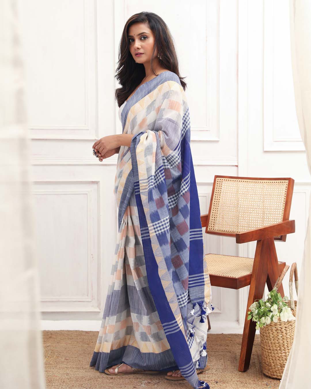 AZURE CHECK (SAREE)