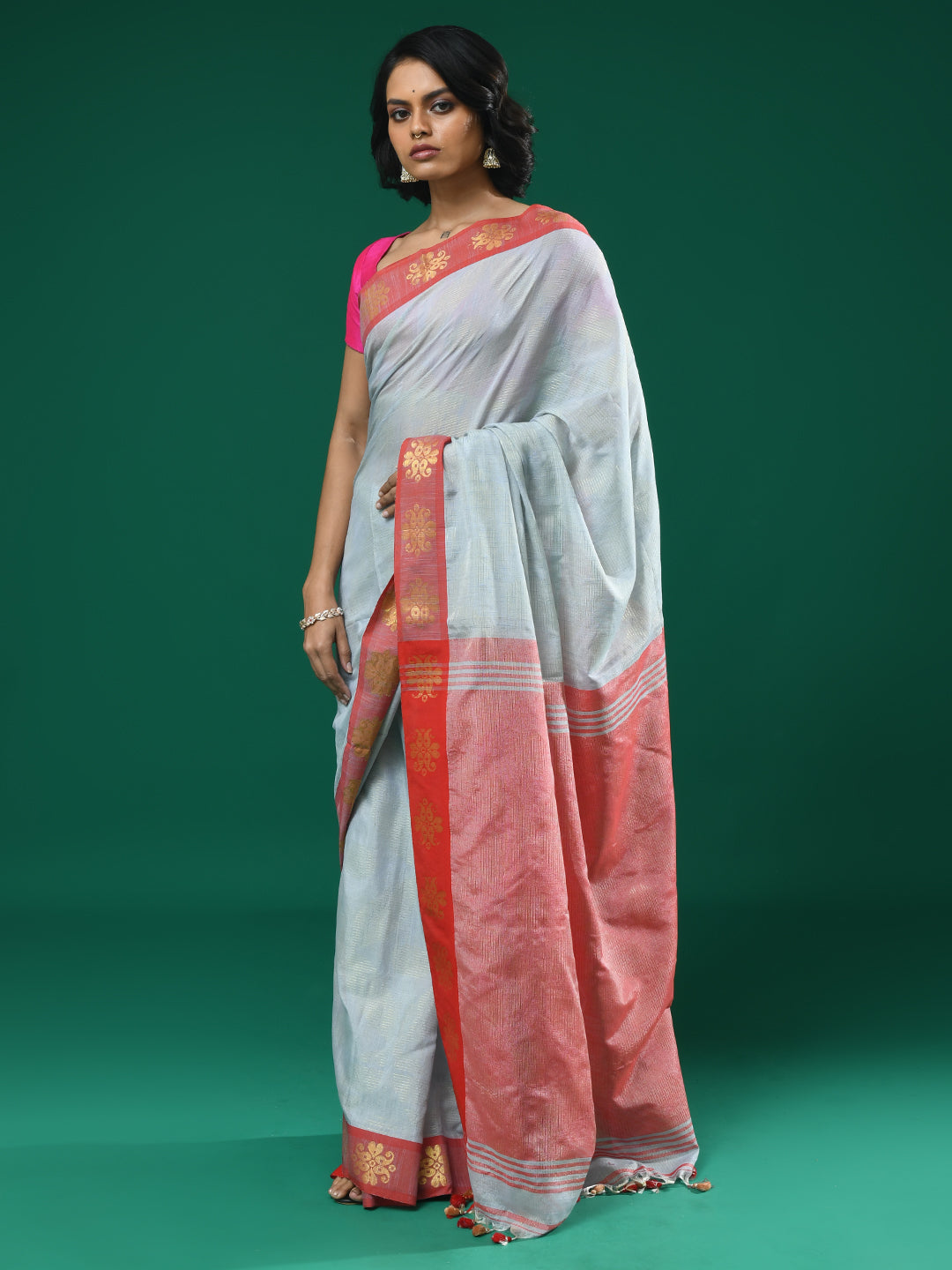 Jamdani Grey Colourblocked Traditional Wear