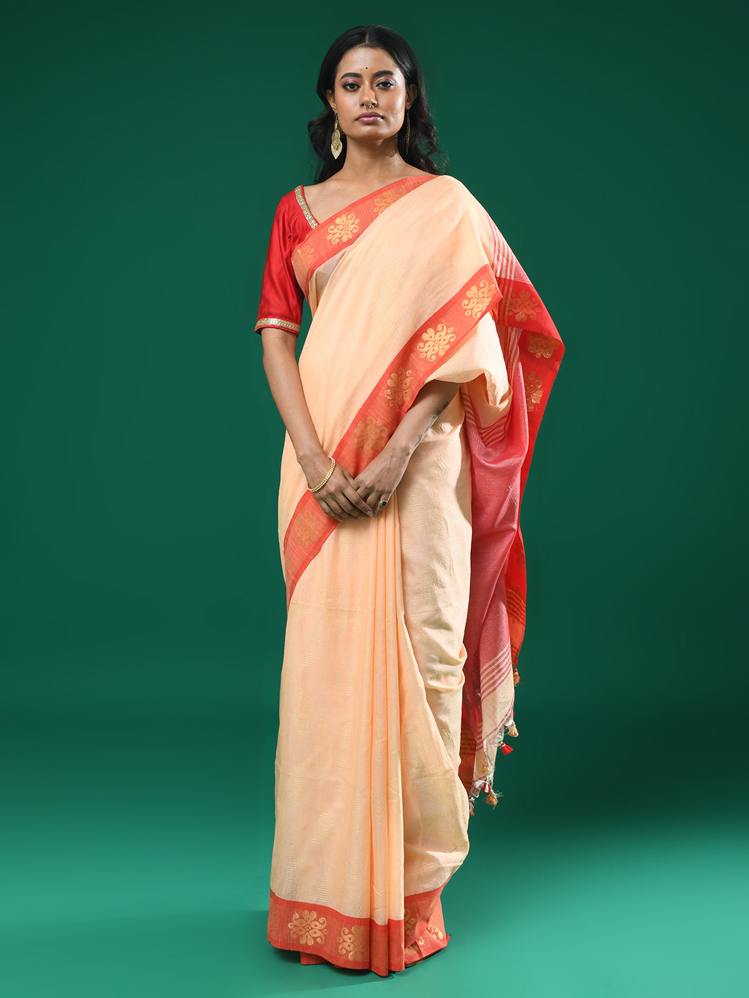 Jamdani Peach Colourblocked Traditional Wear