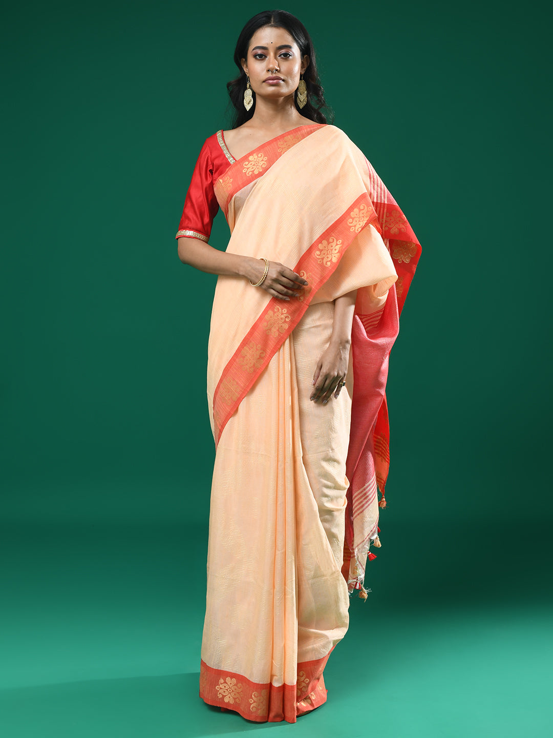 Jamdani Peach Colourblocked Traditional Wear