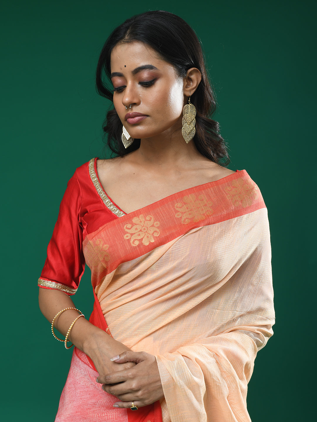 Jamdani Peach Colourblocked Traditional Wear