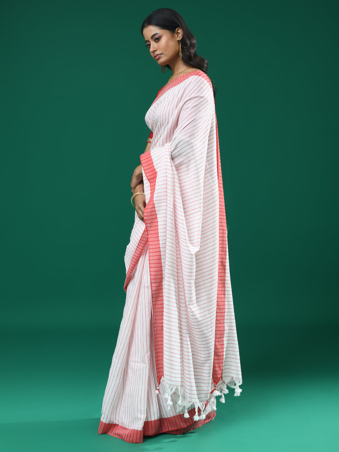 IVORY STRIPES (SAREE)