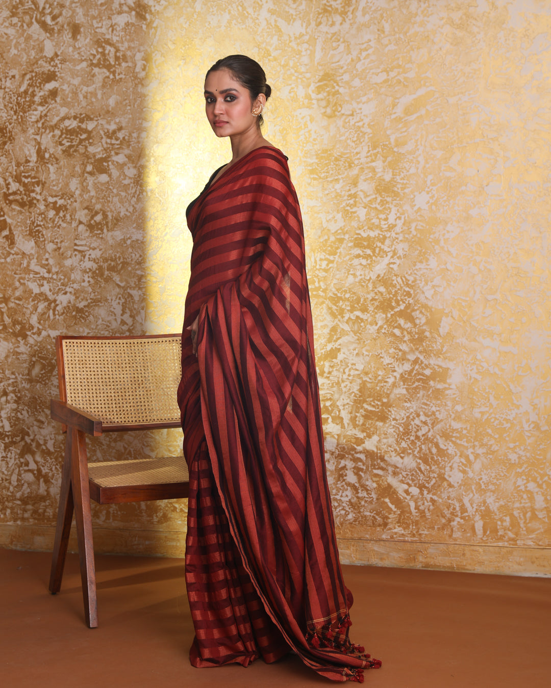 RESOLUTE ELEGANCE (SAREE)