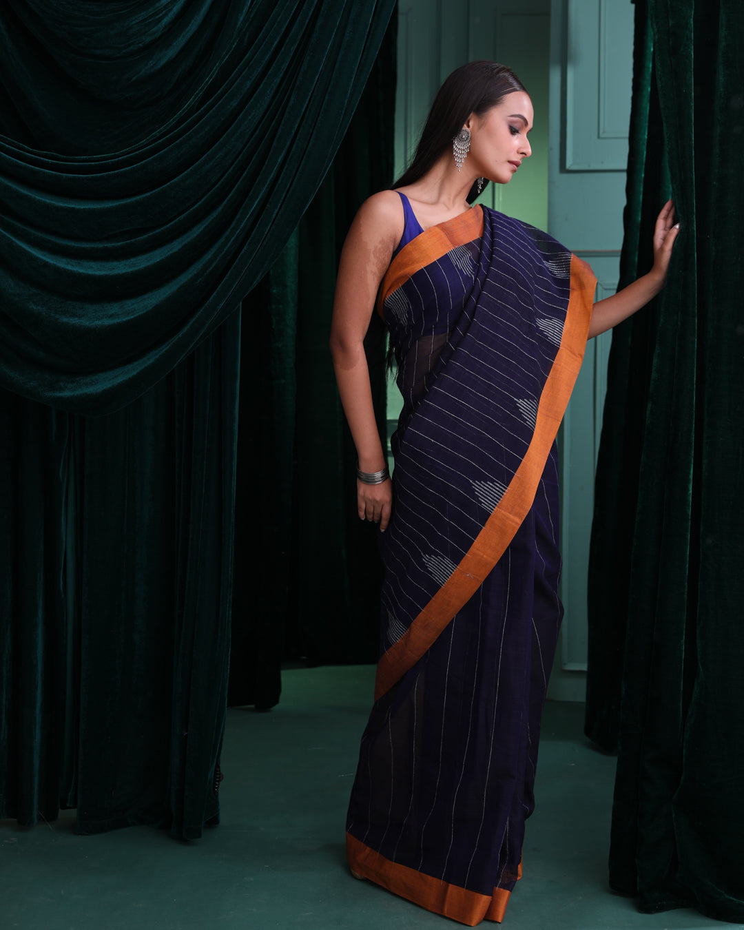 MIDNIGHT STRIPES (SAREE)