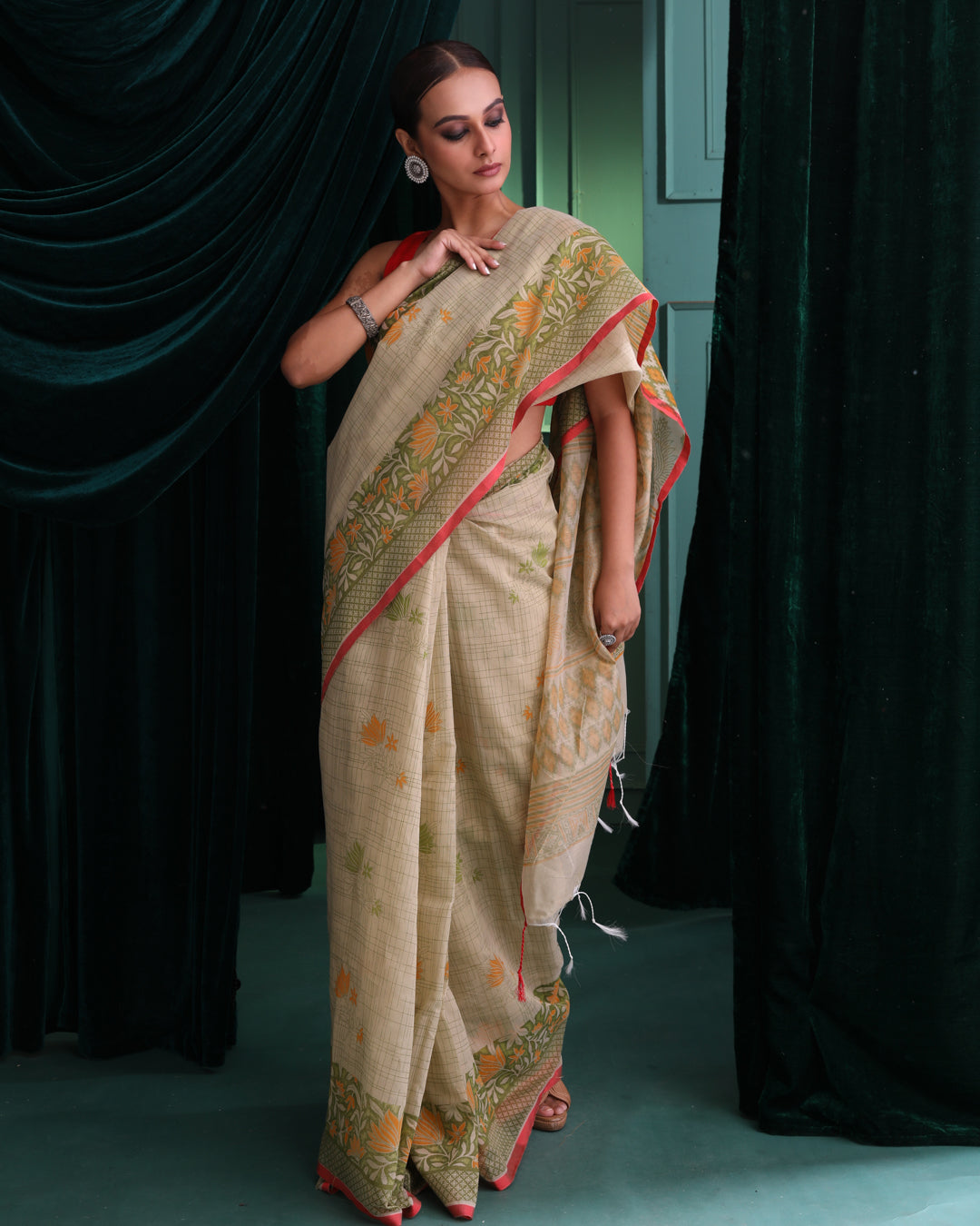 Jamdani Beige Printed  Wear  Saree