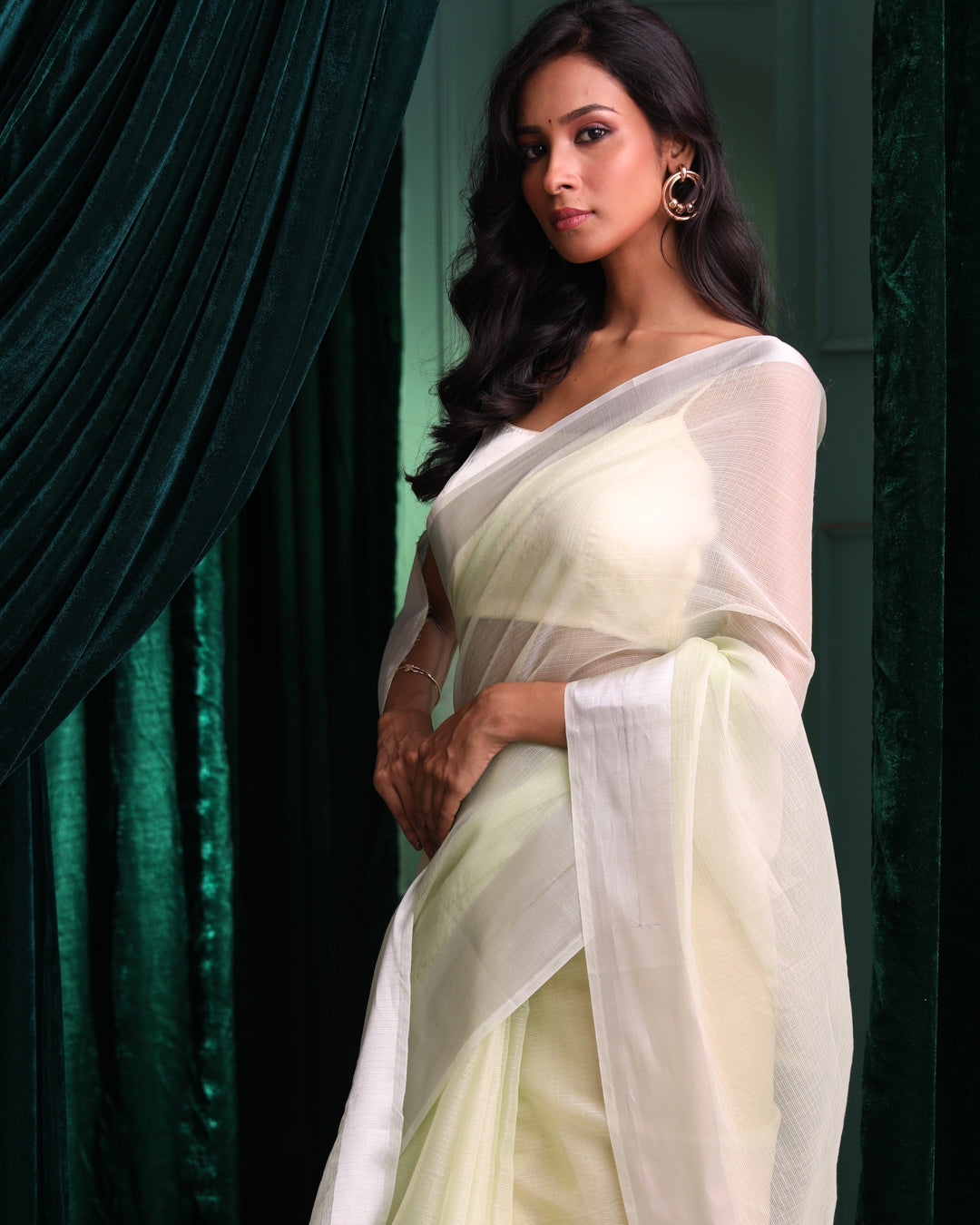 VERDANT GRACE (SAREE)