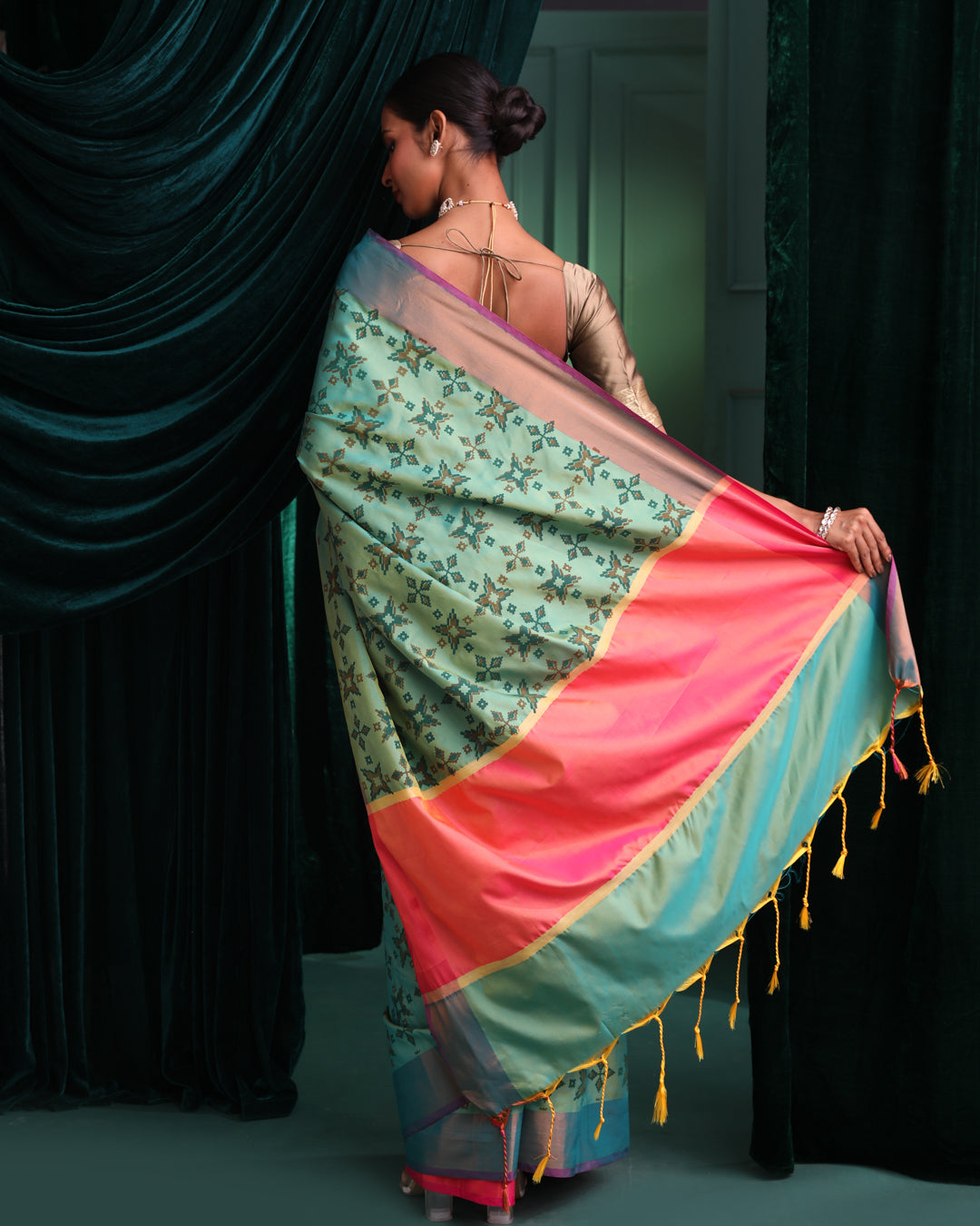 Banarasi Green Woven Design Daily Wear  Saree